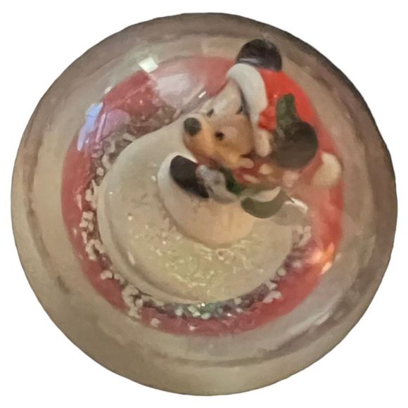 Kohl’s 2007 Mini Snow Globe Disney Mickey Mouse Approx 1.5” Base‎ READ - Picture 4 of 7